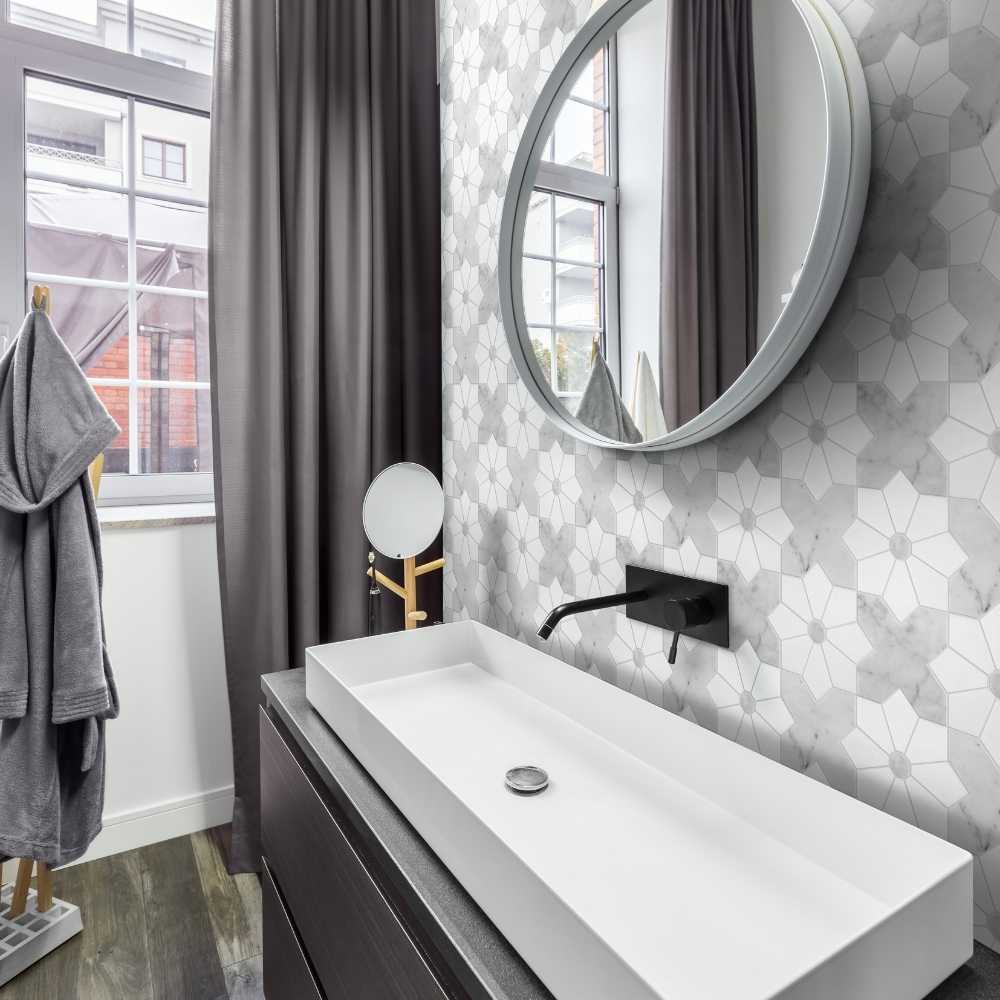 Thassos / Carrara Polished